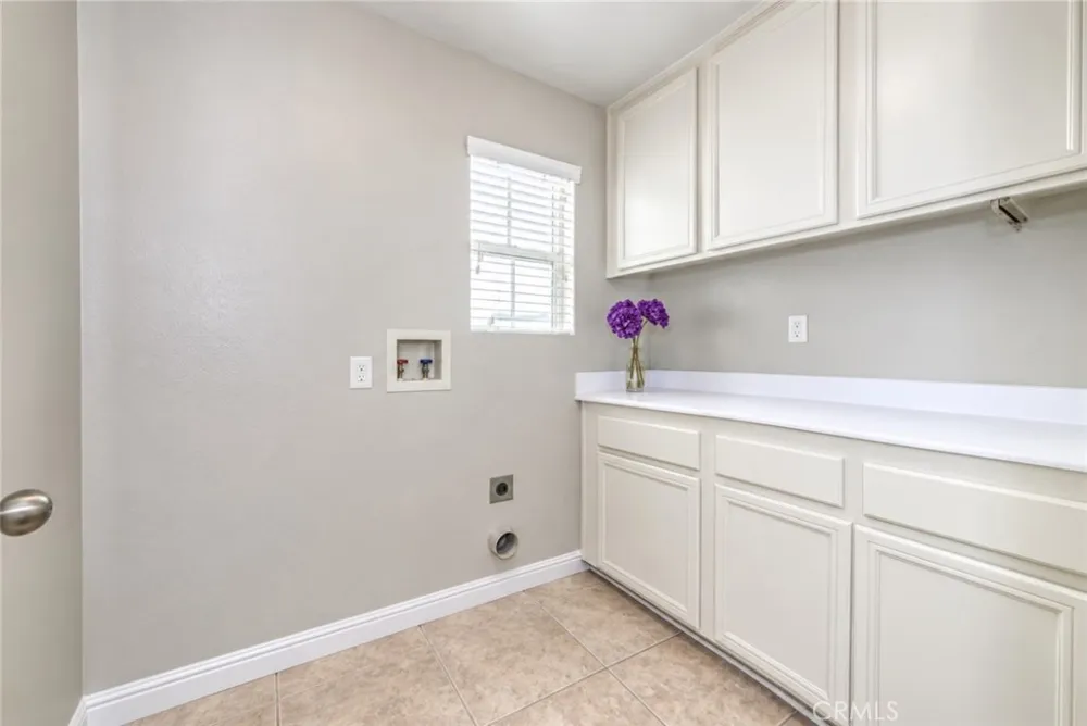 1019 Autumn Leaf Court Carson, CA 90746