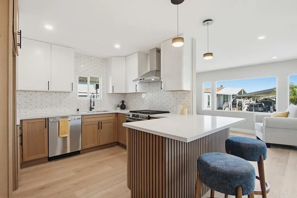 68 Brookside Lane #68 Oceanside, CA 92056