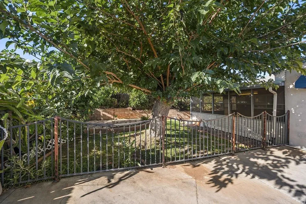 1608 Danny Way El Cajon, CA 92021