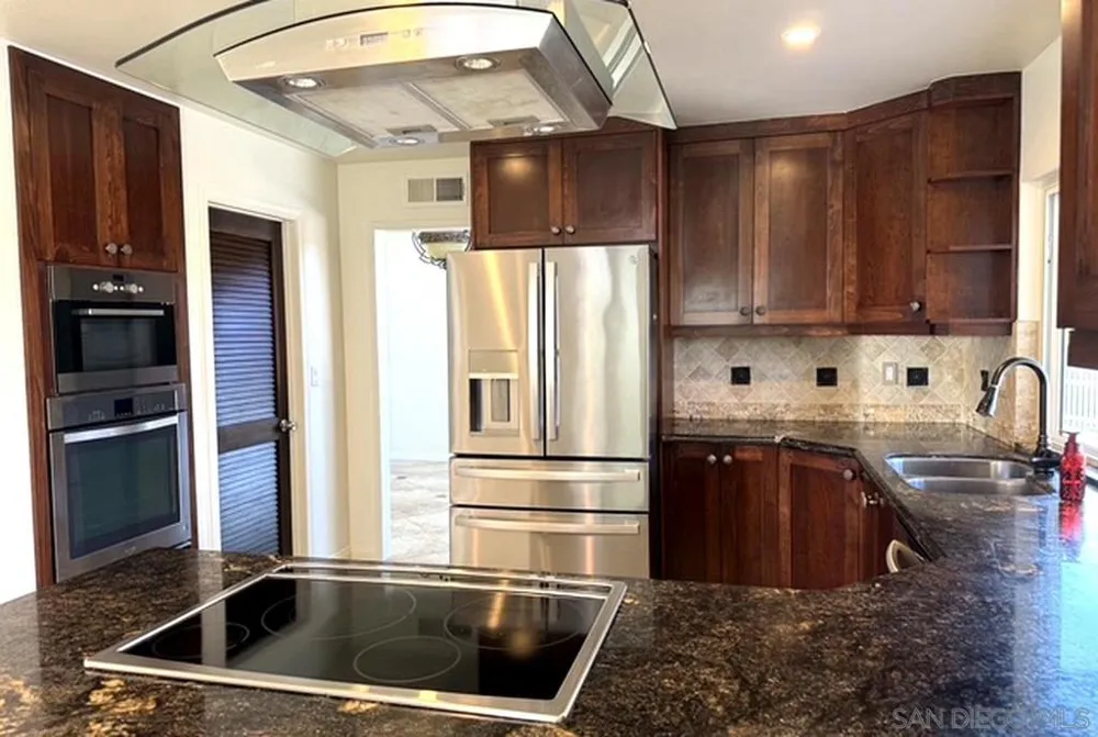 2912 Shady Pine St Spring Valley, CA 91978