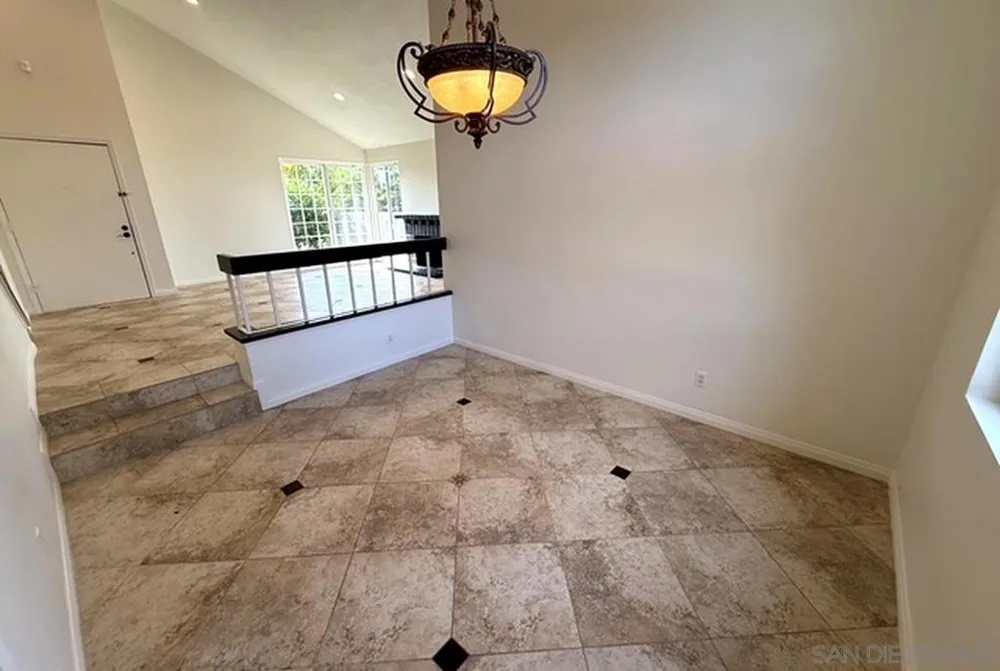 2912 Shady Pine St Spring Valley, CA 91978