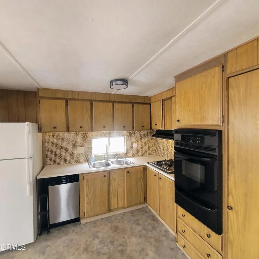23650 North Highway 1 Fort Bragg, CA 95437