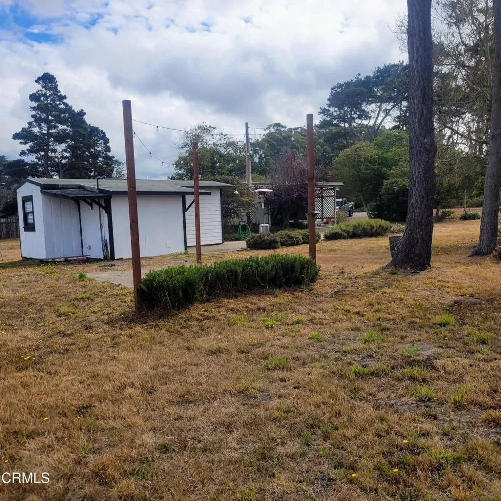 23650 North Highway 1 Fort Bragg, CA 95437