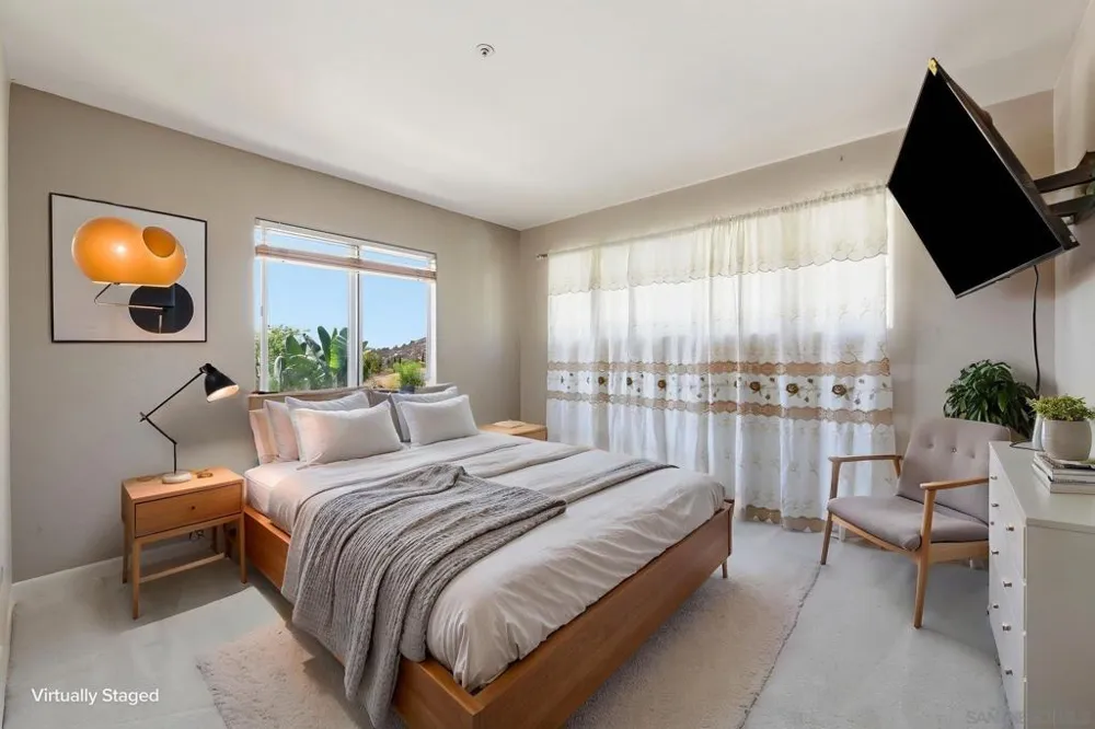 2576 Castellon Ter El Cajon, CA 92019
