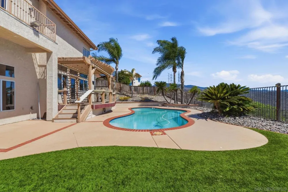 2576 Castellon Ter El Cajon, CA 92019