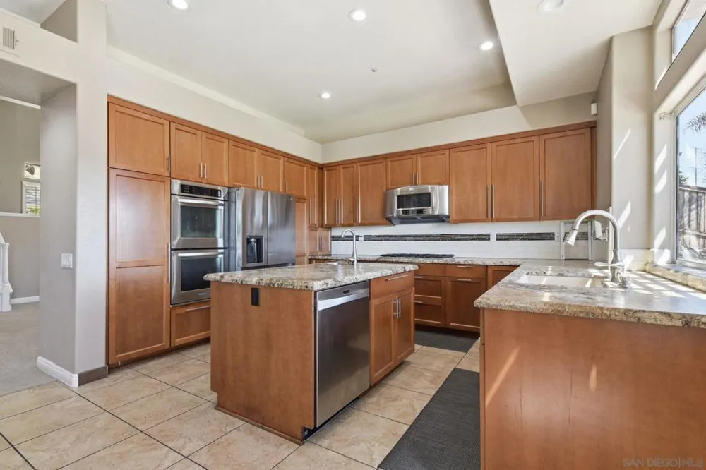 2576 Castellon Ter El Cajon, CA 92019