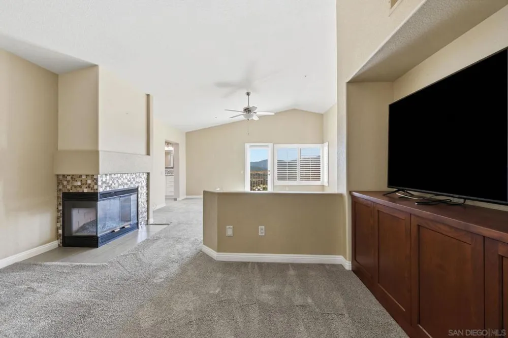 2576 Castellon Ter El Cajon, CA 92019