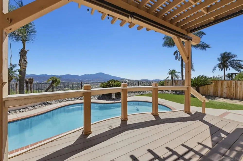 2576 Castellon Ter El Cajon, CA 92019