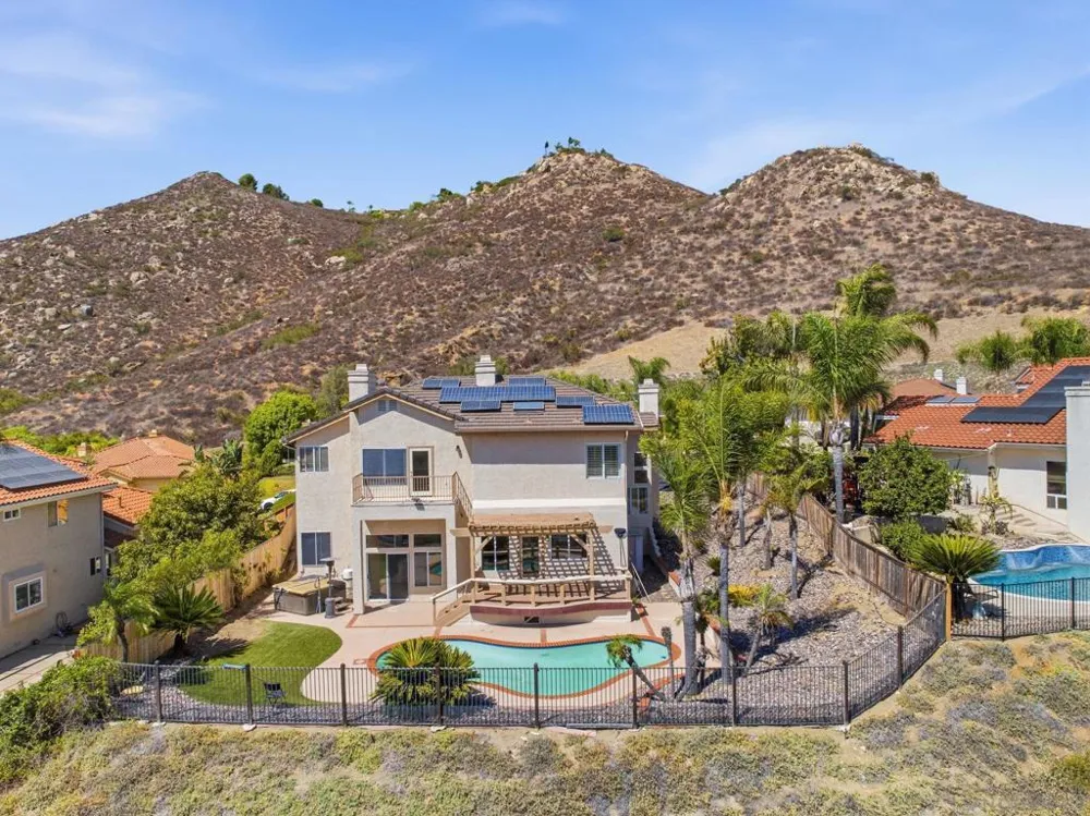 2576 Castellon Ter El Cajon, CA 92019