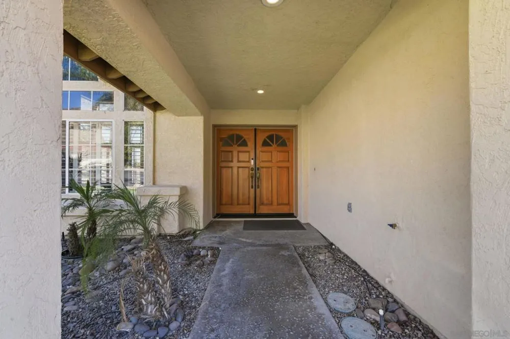 2576 Castellon Ter El Cajon, CA 92019