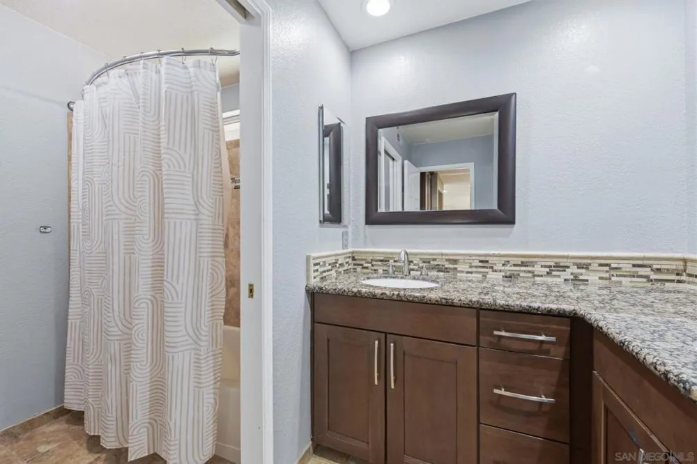 2576 Castellon Ter El Cajon, CA 92019