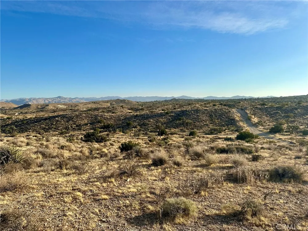 47 Melody Lane Yucca Valley, CA 92284