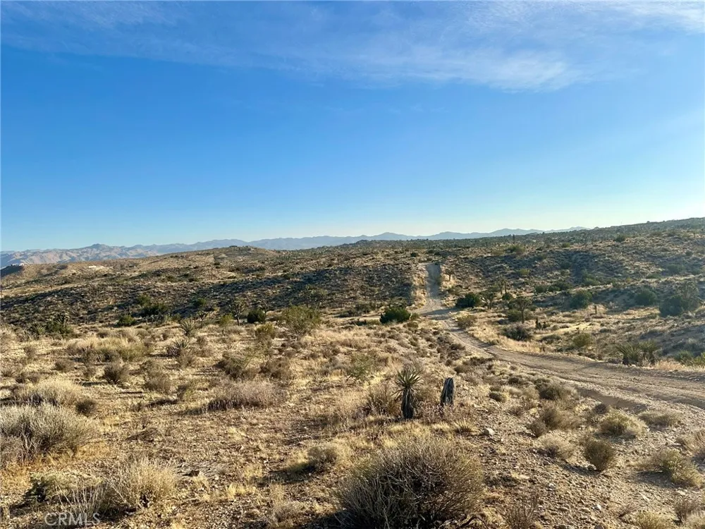 47 Melody Lane Yucca Valley, CA 92284