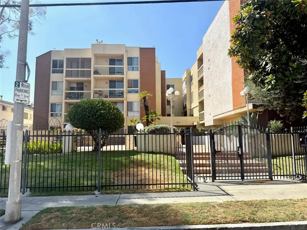 5143 Bakman Avenue #319 North Hollywood, CA 91601
