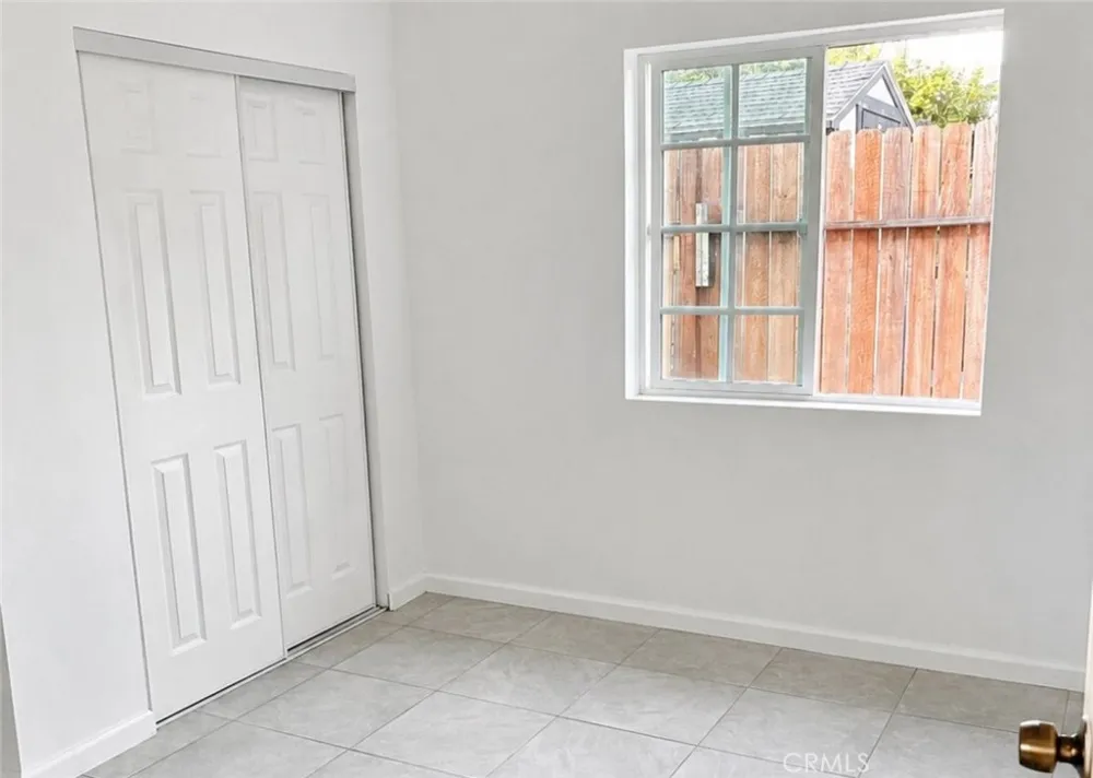 11848 Chadron Pacoima, CA 91331