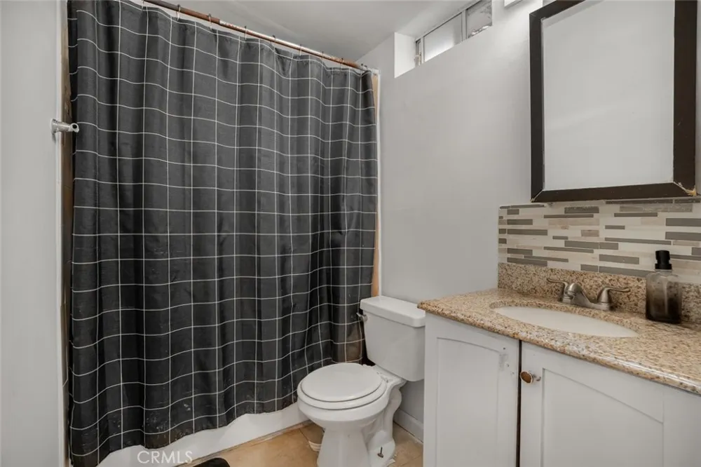 11848 Chadron Pacoima, CA 91331