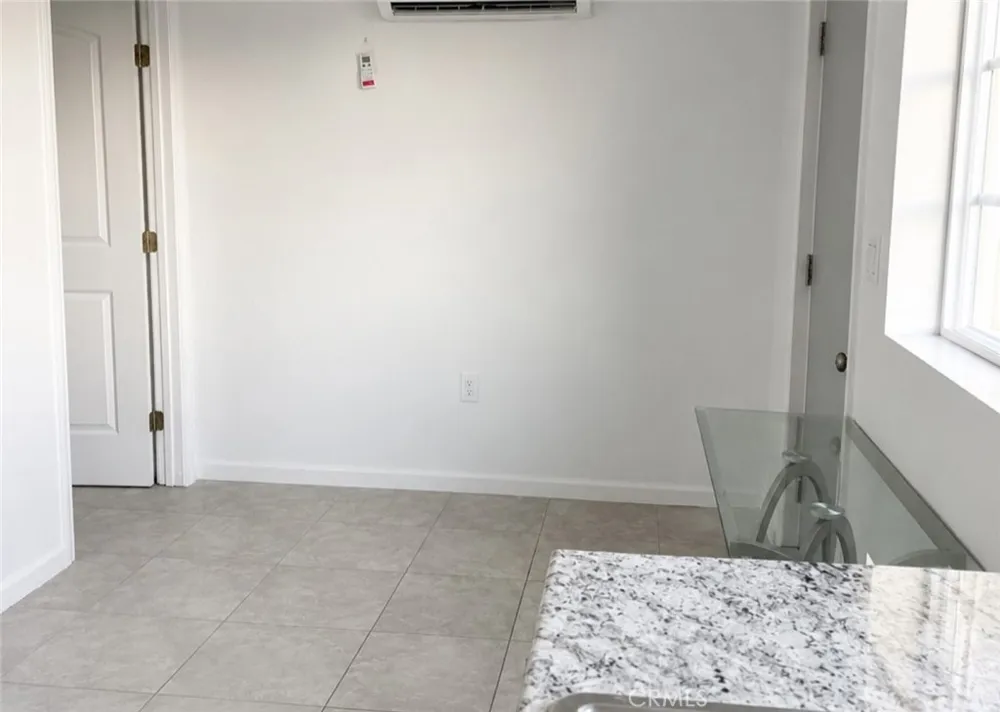11848 Chadron Pacoima, CA 91331