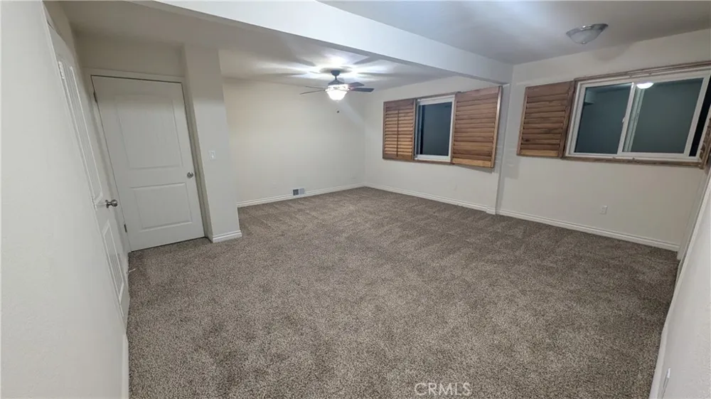 23855 Straight Crestline, CA 92325