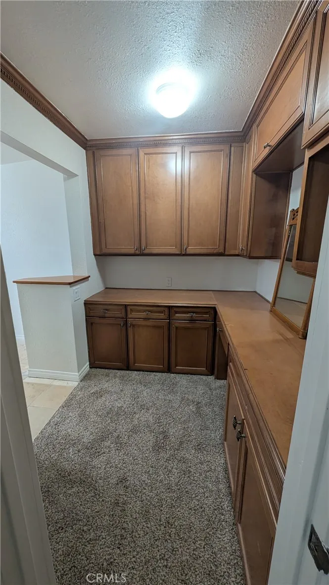 23855 Straight Crestline, CA 92325