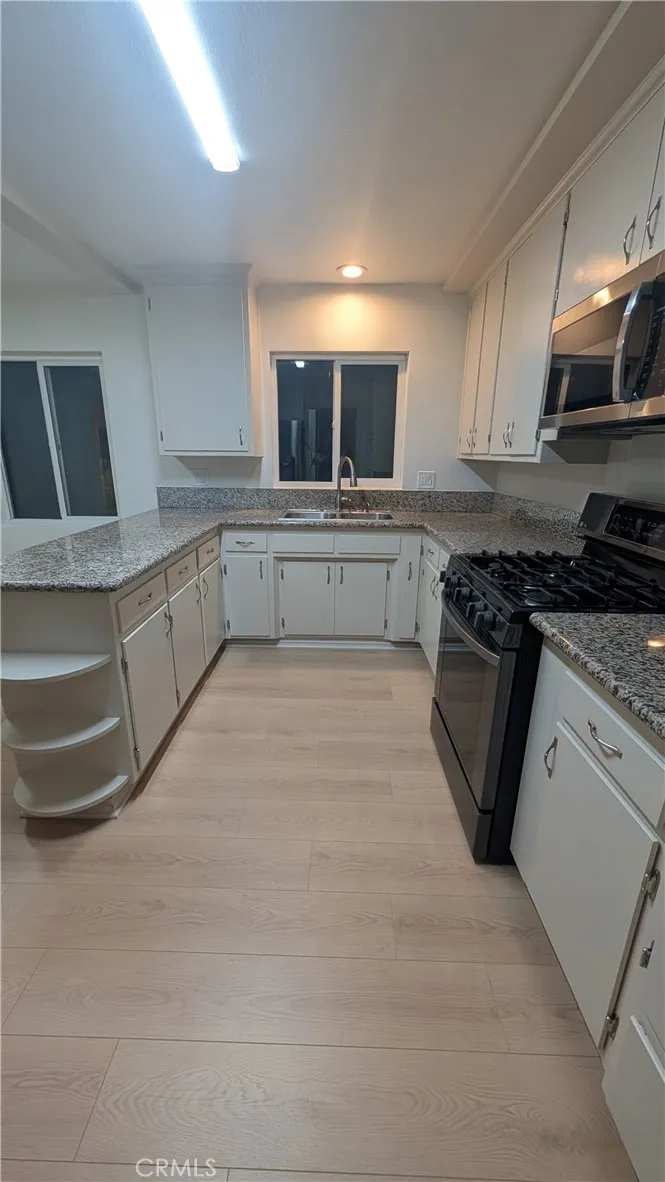 23855 Straight Crestline, CA 92325