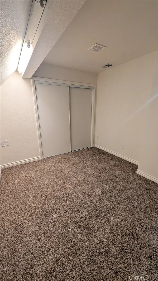23855 Straight Crestline, CA 92325