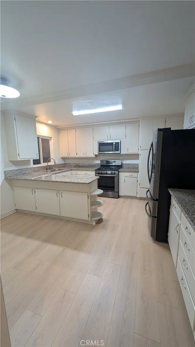 23855 Straight Crestline, CA 92325