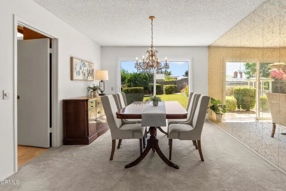 207 Gorrion Avenue Ventura, CA 93004