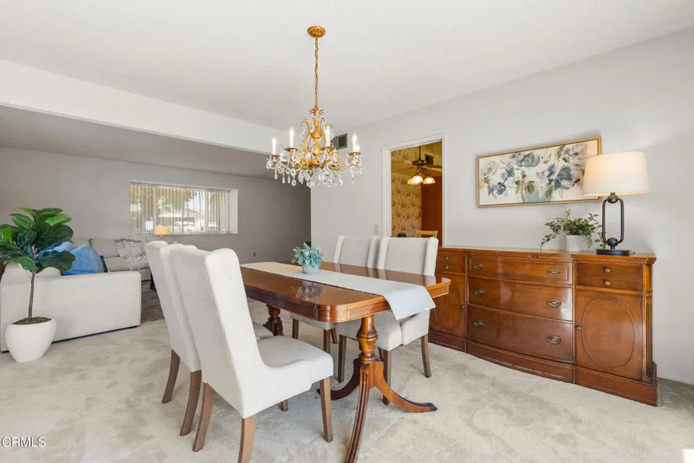 207 Gorrion Avenue Ventura, CA 93004