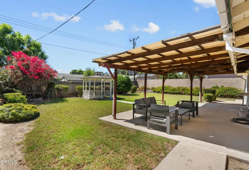 207 Gorrion Avenue Ventura, CA 93004