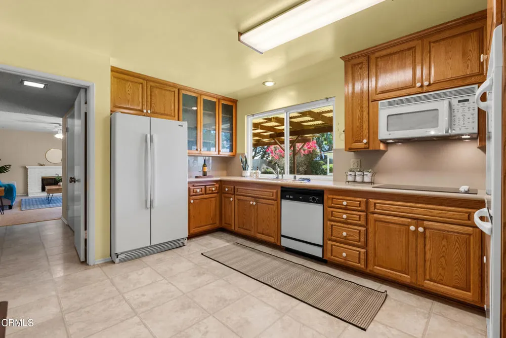 207 Gorrion Avenue Ventura, CA 93004