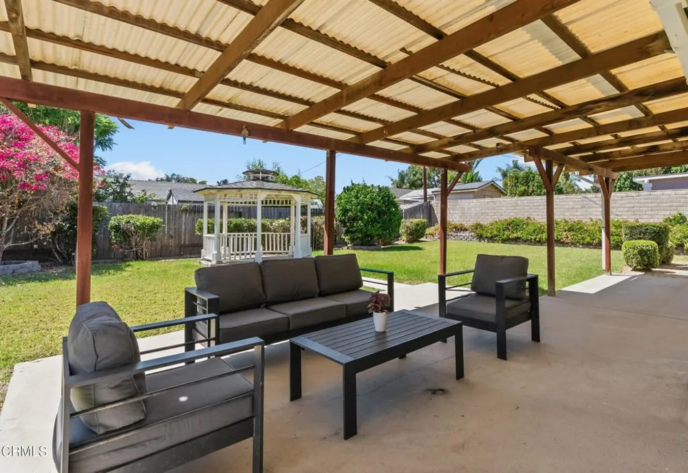 207 Gorrion Avenue Ventura, CA 93004
