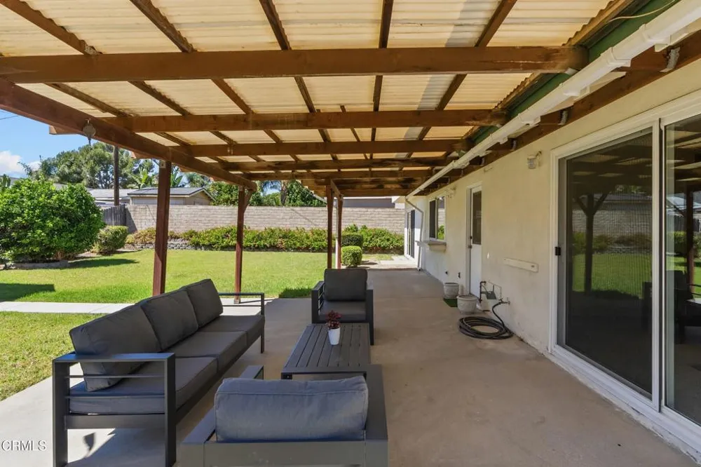 207 Gorrion Avenue Ventura, CA 93004