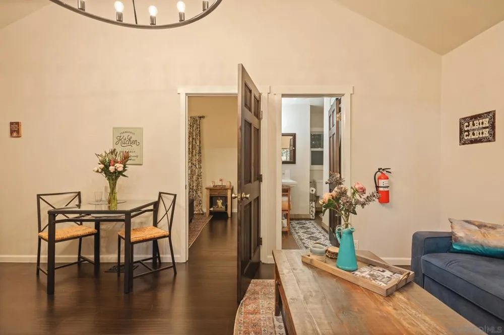 625 Cottage Grove Rd Lake Arrowhead, CA 92352