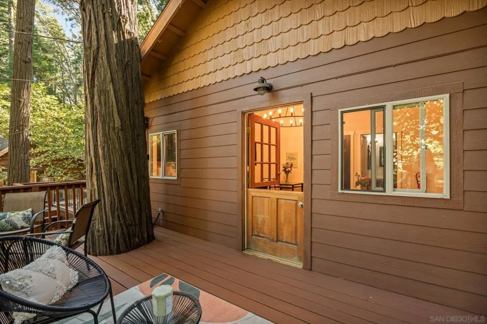 625 Cottage Grove Rd Lake Arrowhead, CA 92352