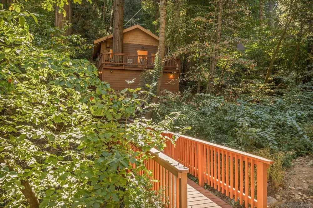 625 Cottage Grove Rd Lake Arrowhead, CA 92352