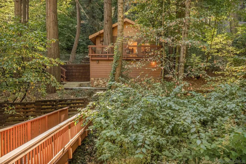 625 Cottage Grove Rd Lake Arrowhead, CA 92352