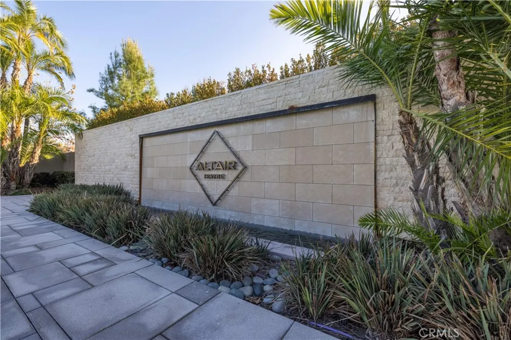 91 Pelican Irvine, CA 92618