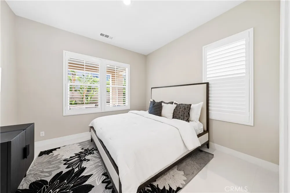 91 Pelican Irvine, CA 92618