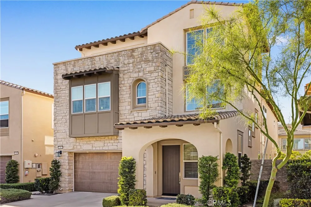 91 Pelican Irvine, CA 92618