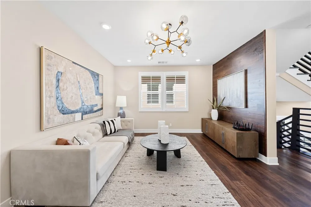 91 Pelican Irvine, CA 92618