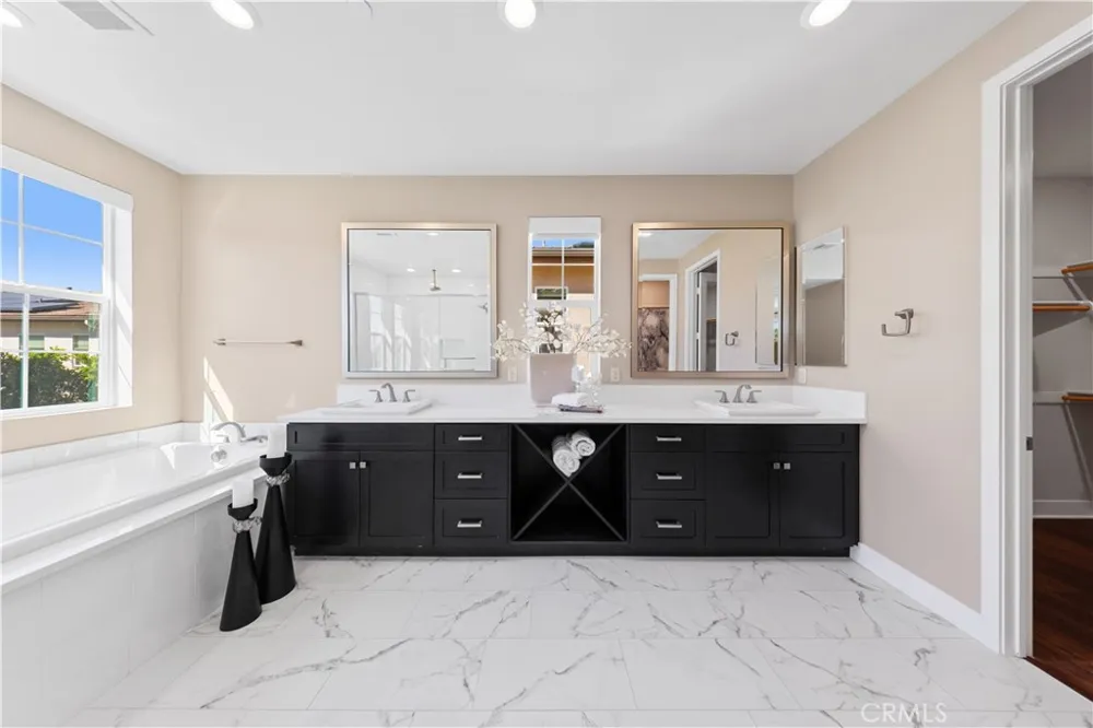 91 Pelican Irvine, CA 92618