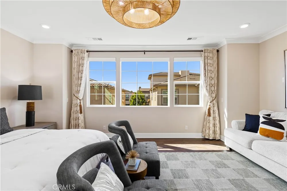 91 Pelican Irvine, CA 92618