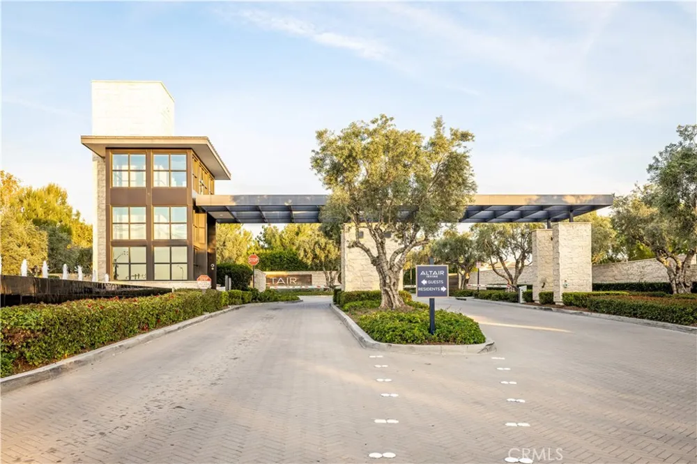 91 Pelican Irvine, CA 92618