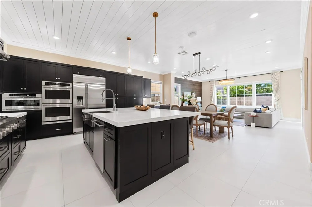 91 Pelican Irvine, CA 92618