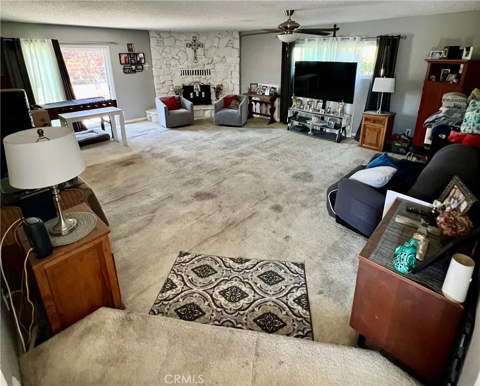 2925 San Francisco Long Beach, CA 90806