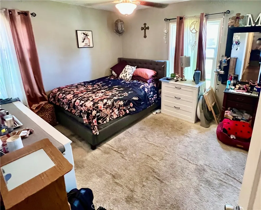 2925 San Francisco Long Beach, CA 90806