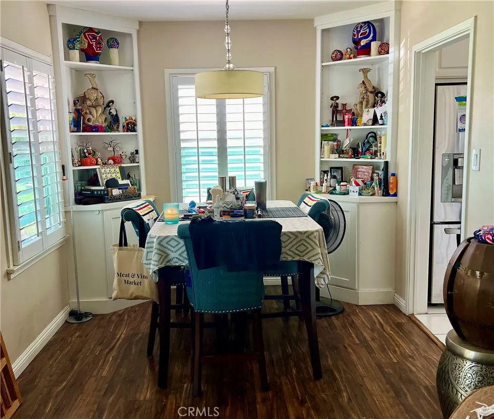 2925 San Francisco Long Beach, CA 90806