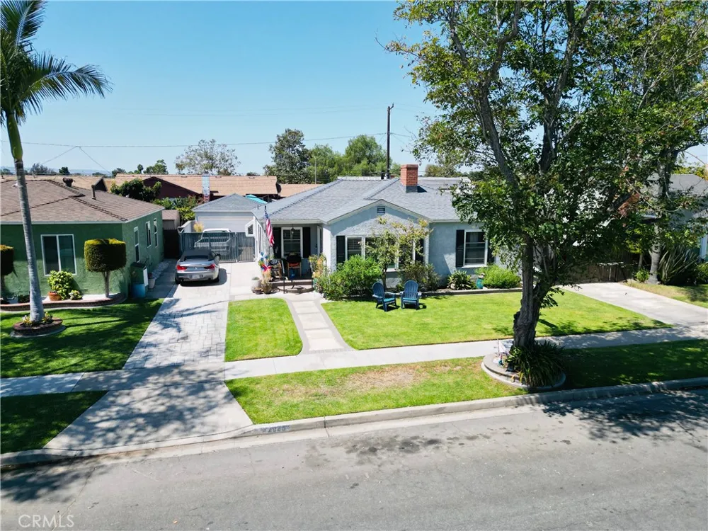 2925 San Francisco Long Beach, CA 90806