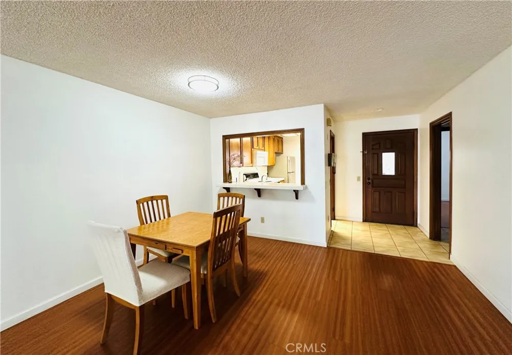 3525 Lebon Drive #204 San Diego, CA 92122
