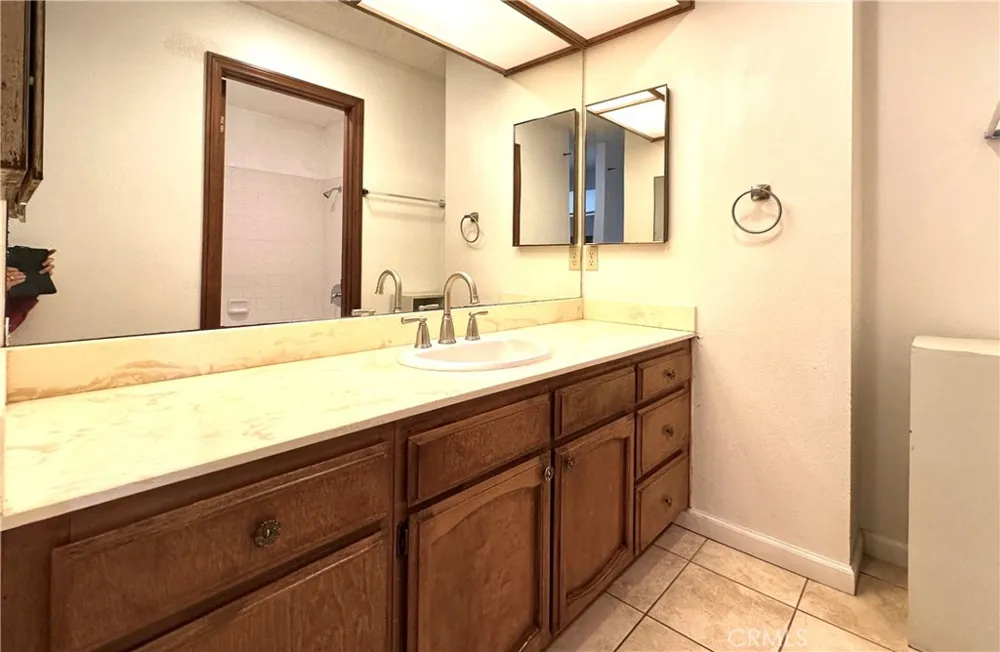 3525 Lebon Drive #204 San Diego, CA 92122